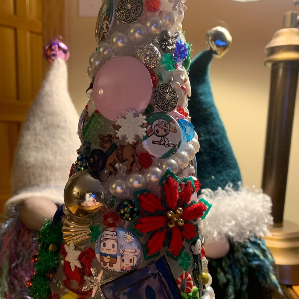 Christmas with tokidoki Flair Junkdrawer Tree Handmade Jewel Jewelry Decoration